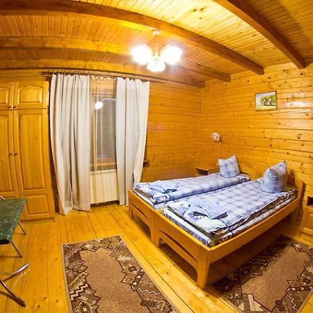 Edelweiss Carpathians Migovo Hotel Buitenkant foto
