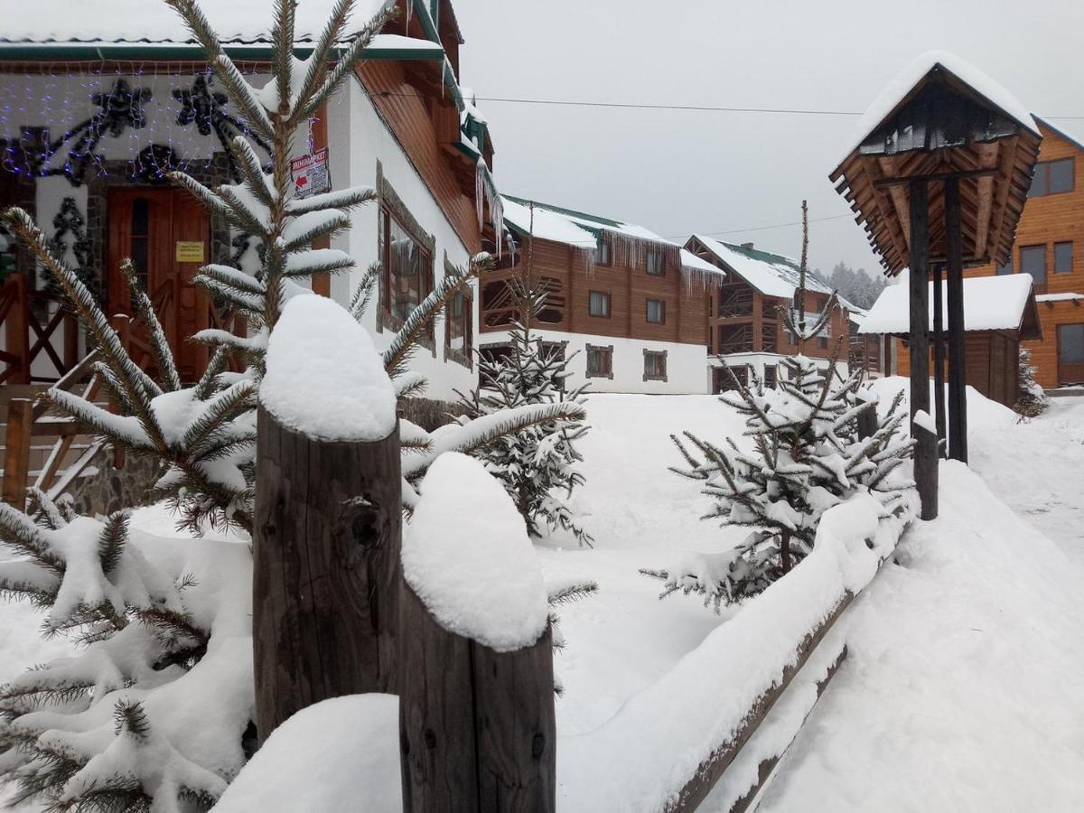 Edelweiss Carpathians Migovo Hotel Buitenkant foto