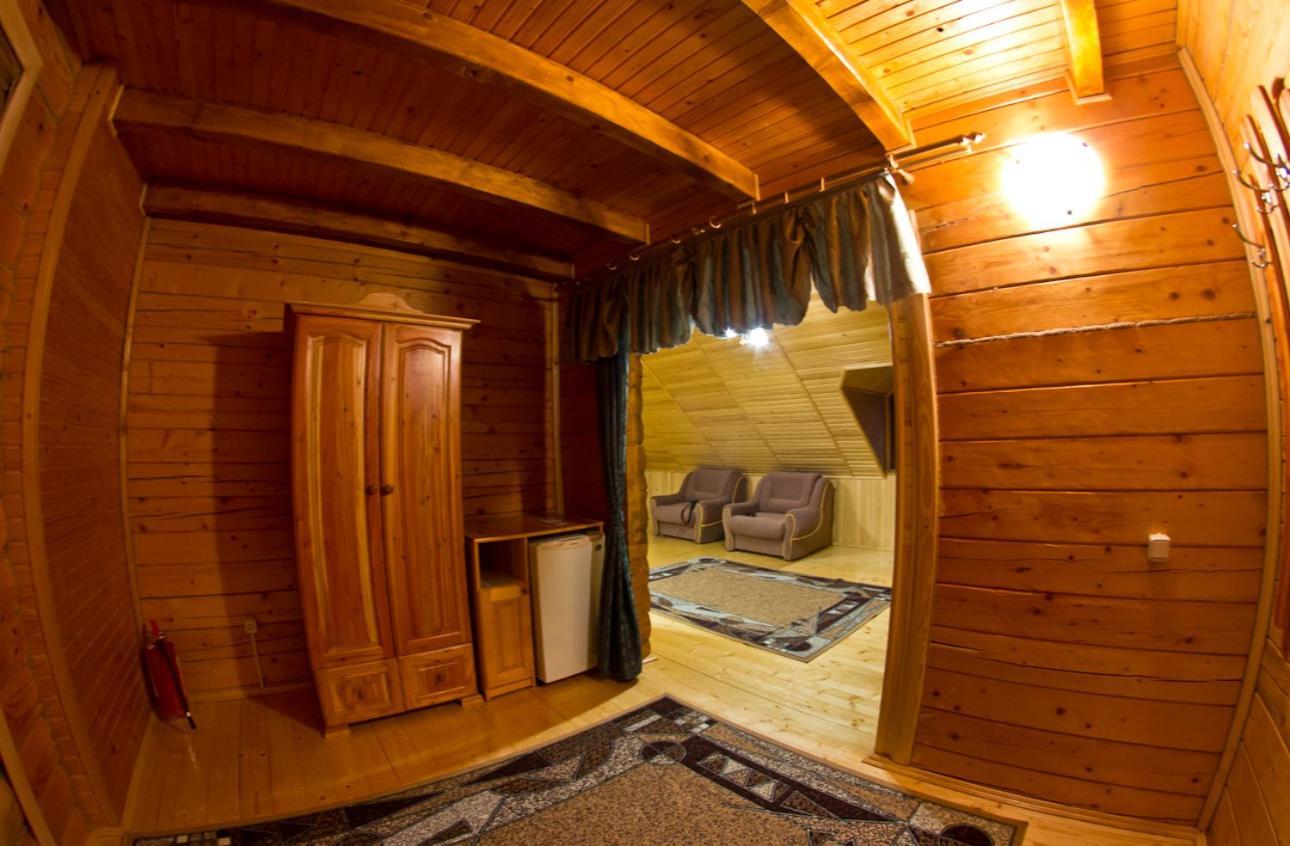 Edelweiss Carpathians Migovo Hotel Buitenkant foto