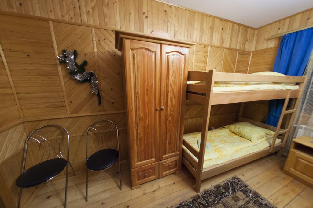 Edelweiss Carpathians Migovo Hotel Buitenkant foto